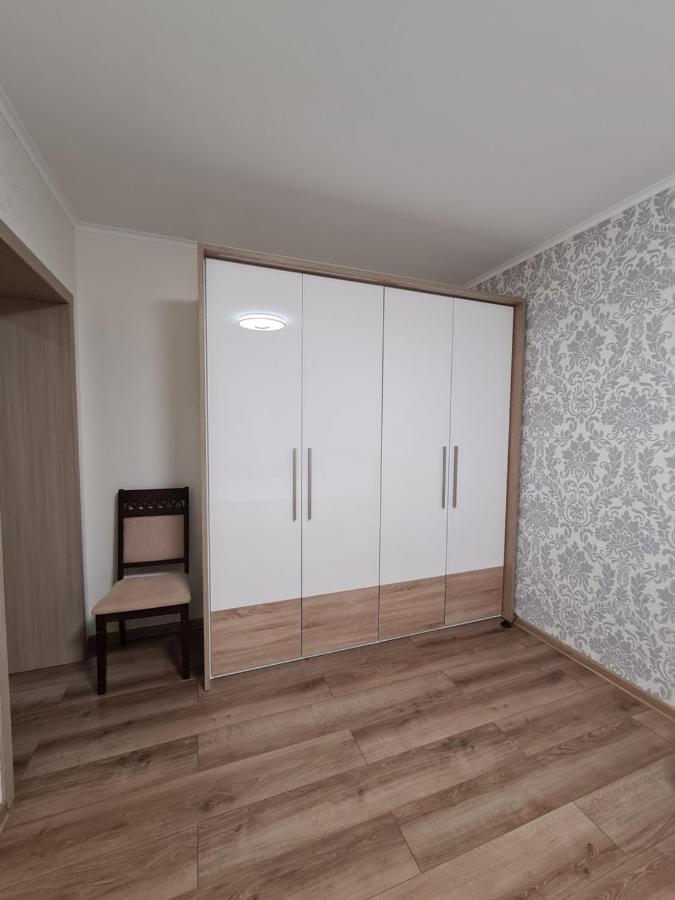 127-Avenue Apartment Чернівці Екстер'єр фото